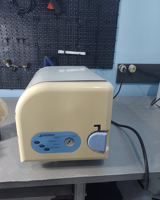 Autoclave Cristofoli após manutenção